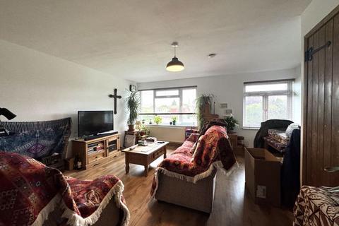 2 bedroom maisonette to rent, Spinney Lane, Alconbury