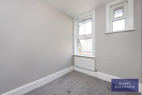 3 bedroom apartment to rent, High Street, Uxbridge, Middlesex, UB8 1LD