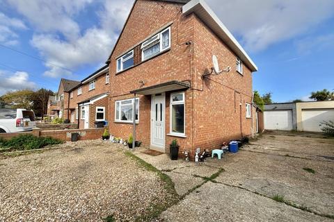 3 bedroom end of terrace house for sale, Middlebere Crescent, Poole BH16