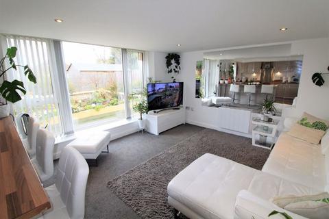 2 bedroom apartment for sale, Mallows Grove, Dudley DY1