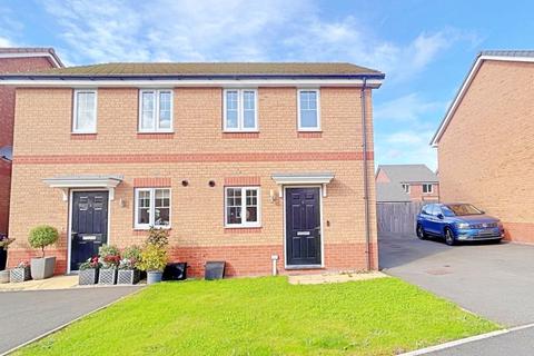 2 bedroom semi-detached house for sale, Kingfisher Fields, Pershore