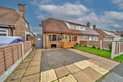 2 bedroom semi-detached house for sale, Chatsworth Crescent, Walsall WS4