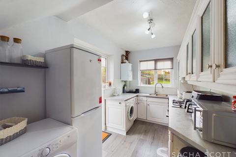 2 bedroom semi-detached house for sale, Warren Road, Banstead, SM7