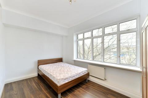 2 bedroom apartment to rent, Warren Court, Euston Road