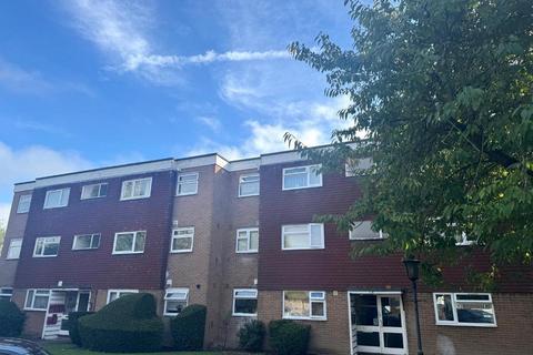 2 bedroom flat to rent, tithe court, slough, sl3 8as