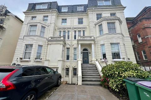 2 bedroom flat for sale, Aston Court, Trinity Gardens, Folkestone, Kent, CT20 2RP