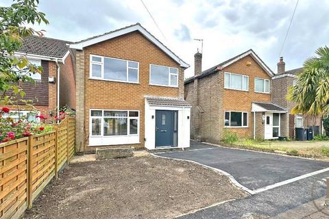 37 Castle Close, Calverton, Nottingham, NG14 6LX