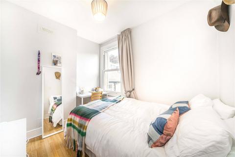 2 bedroom apartment for sale, Petley Road, London W6