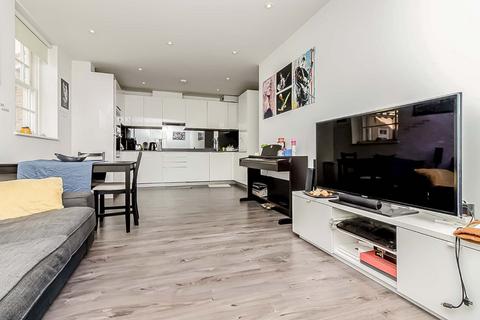 2 bedroom apartment for sale, Brentford TW8