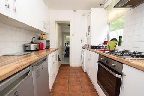 3 bedroom house to rent, Warwards Lane, Birmingham B29