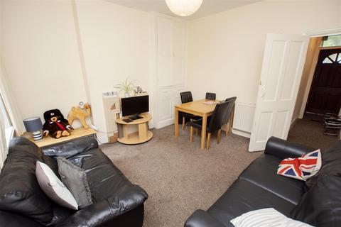 3 bedroom house to rent, Warwards Lane, Birmingham B29