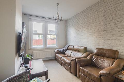 56 Brighton Avenue, Southend-on-sea, SS1 2QN