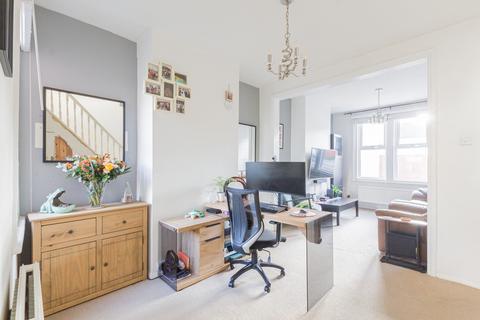 56 Brighton Avenue, Southend-on-sea, SS1 2QN