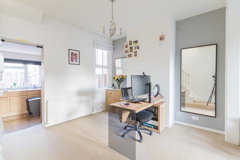 56 Brighton Avenue, Southend-on-sea, SS1 2QN