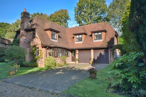 4 bedroom detached house for sale, Willow Close, Roundabout Lane, West Chiltington, Pulborough, RH20