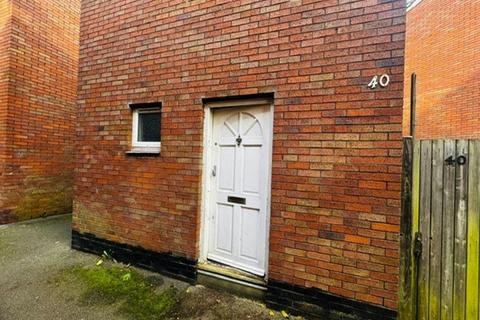 3 bedroom semi-detached house to rent, Price Street, DUDLEY, DY2 7JP