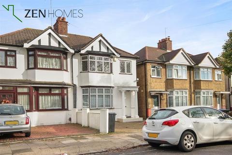 3 bedroom semi-detached house for sale, London N18