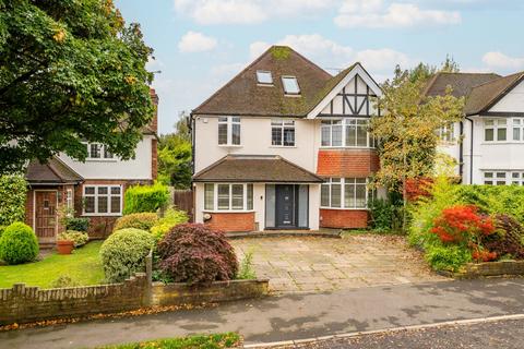 5 bedroom detached house for sale, St. Stephens Avenue, Hertfordshire AL3