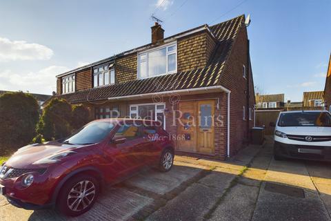 3 Beult Road, Dartford, DA1 4PH