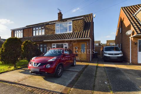 3 Beult Road, Dartford, DA1 4PH
