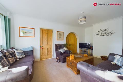 4 bedroom end of terrace house for sale, High Street, Huntingdon PE28