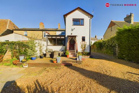 4 bedroom end of terrace house for sale, High Street, Huntingdon PE28