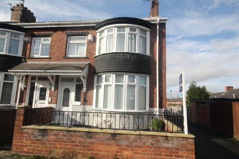 3 bedroom end of terrace house for sale, Alton Road, Middlesbrough TS5