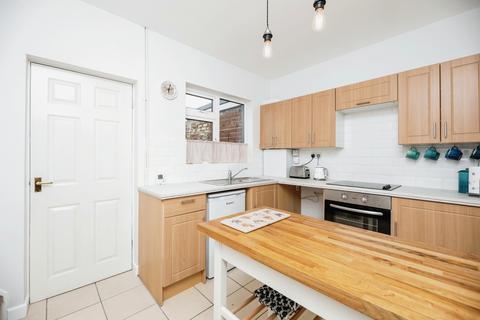 8 Vale View, Ackworth, Pontefract, WF7 7HQ