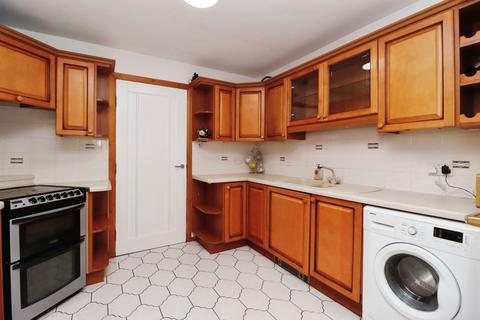 35 Cedar Drive, Glenrothes, KY7 5TL