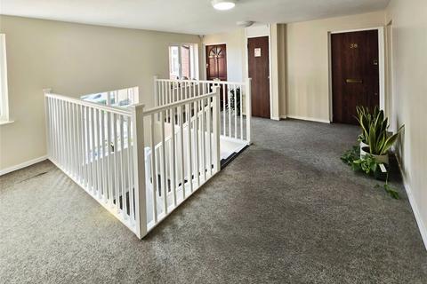 38 Sterling Gardens, London, SE14 6DZ