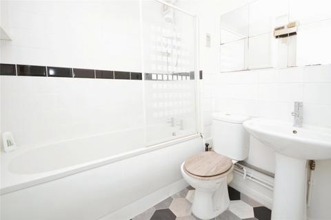 1 bedroom flat for sale, Staines Road, Hounslow TW3