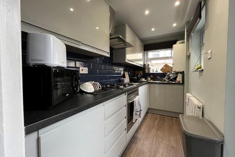 3 bedroom house to rent, Nottingham NG7