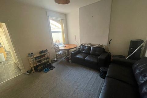 4 bedroom house share to rent, Birmingham B29