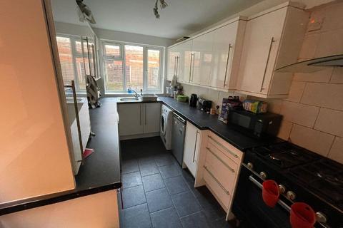 5 bedroom house share to rent, Birmingham B29