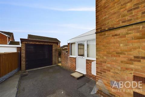 3 bedroom semi-detached house for sale, Fairham Road, Burton-On-Trent DE13