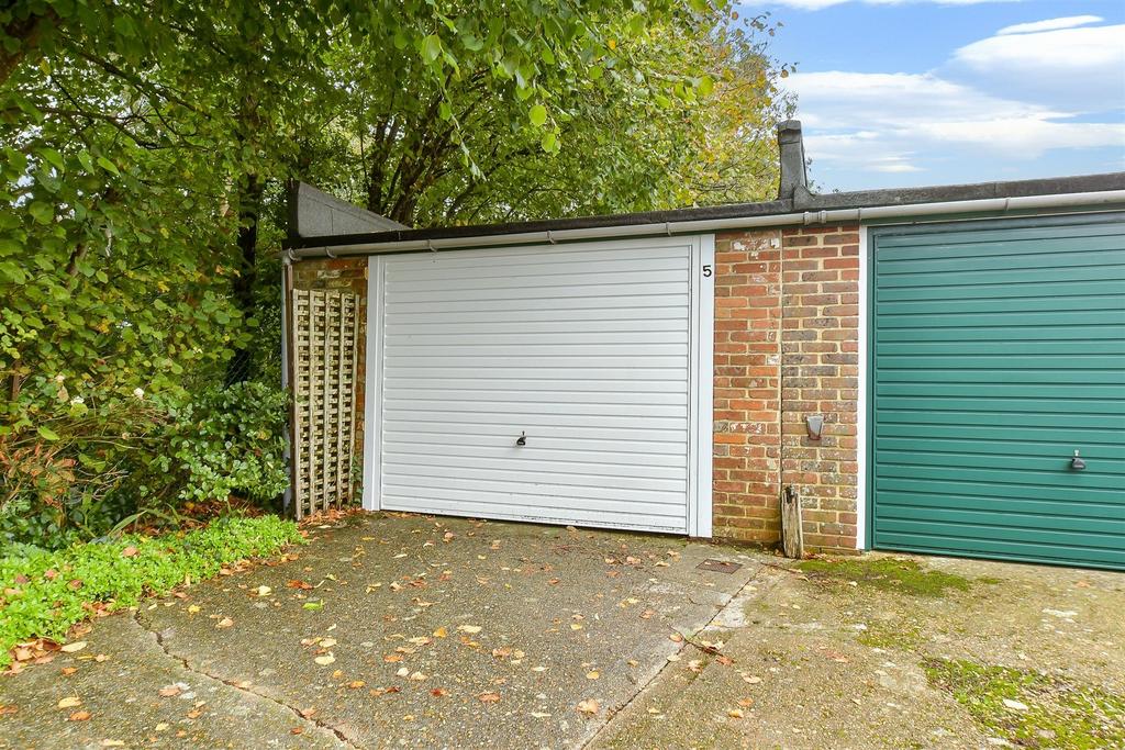 Afton Barns, Freshwater, Isle of Wight 2 bed terraced house for sale