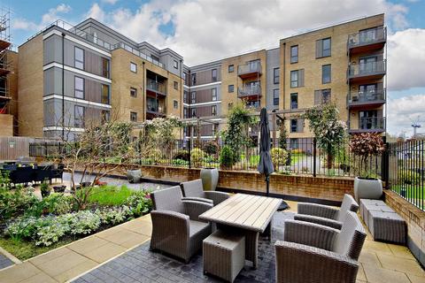 1 bedroom apartment for sale, Isabella House, Hale Road, Hertford SG13 8EN