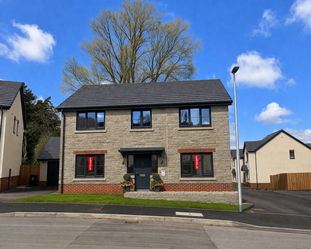 4 bedroom detached house for sale