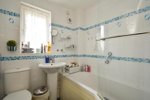 39 Adam Close, St Leonards-on-sea, TN38 9QW