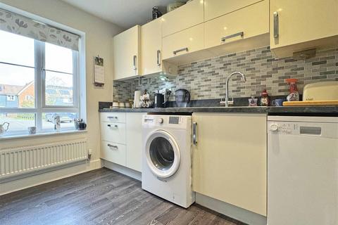 2 bedroom terraced house for sale, Foundry Way, Rayne, Braintree