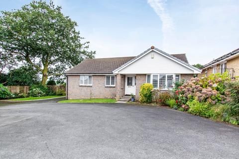 3 bedroom detached bungalow for sale, Henscol Vale, Liskeard, PL14