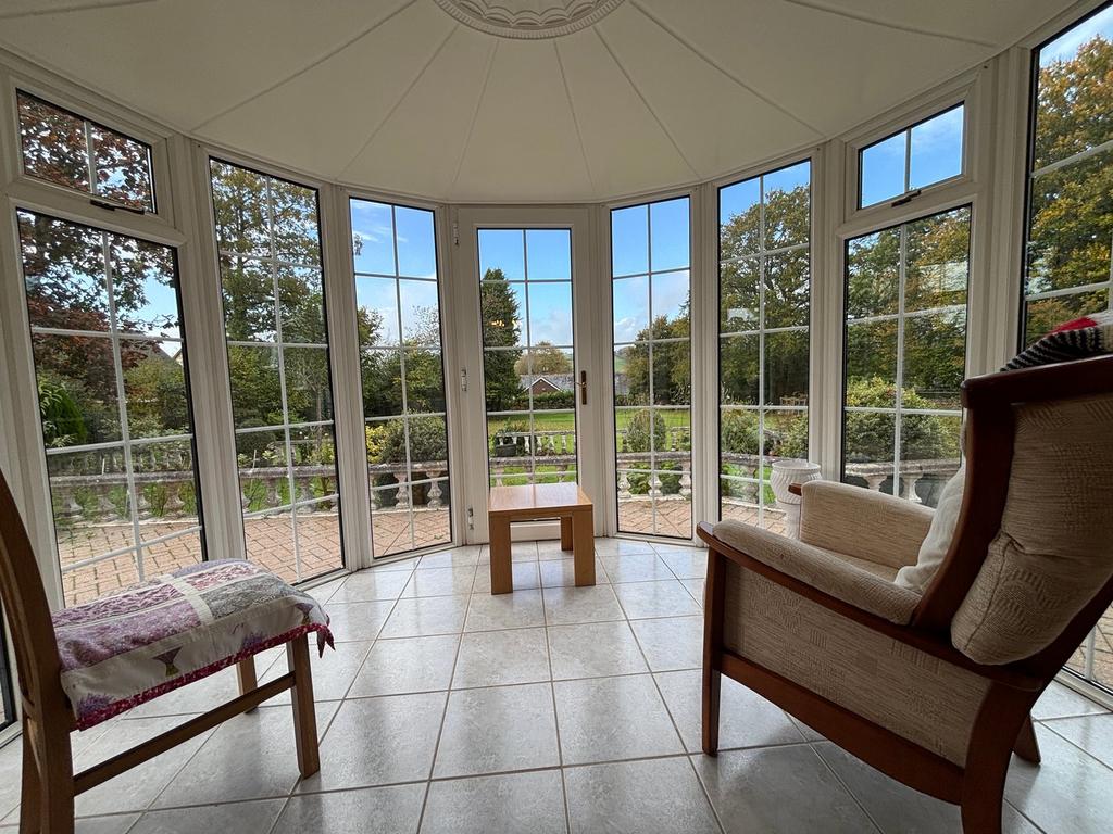 Cellan, Lampeter, SA48 5 bed detached bungalow for sale £415,000