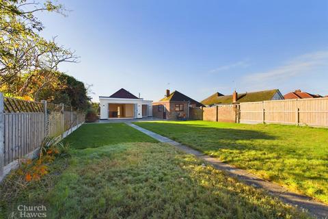 4 bedroom detached bungalow for sale, Goldhanger Road, Heybridge, Maldon