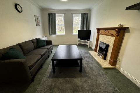 2 bedroom apartment to rent, St. Giles Close, Gilesgate, Durham