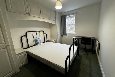 2 bedroom apartment to rent, St. Giles Close, Gilesgate, Durham