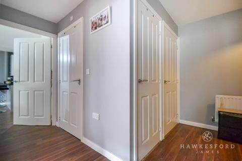 2 bedroom apartment for sale, Easton Drive, Sittingbourne ME10