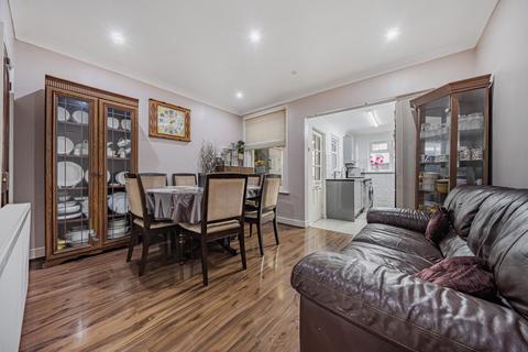 9 Brighton Road, Reading, RG6 1PS