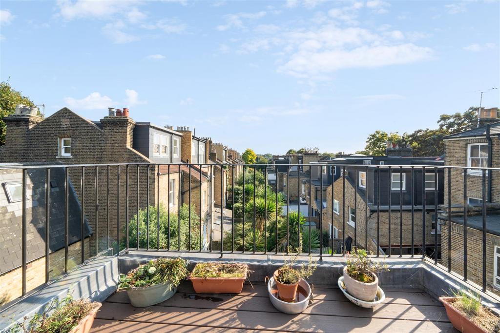 Lindens Gardens, W4   FOR SALE