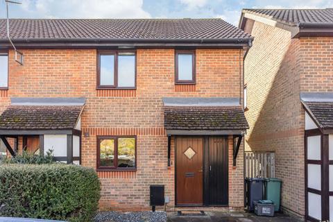 3 bedroom terraced house for sale, Clarence Court, Horley RH6