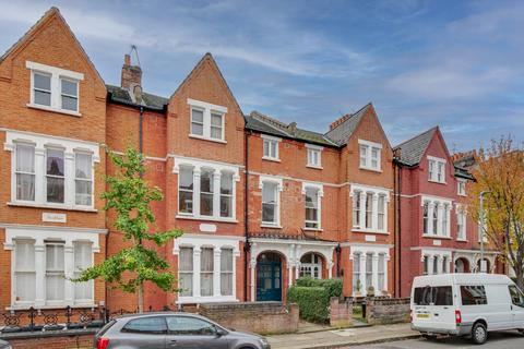 3 bedroom flat for sale, Drakefield Road, London, SW17